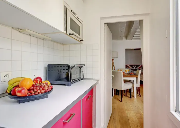 Appartamento 1Br Apartment By Pompidou Parigi