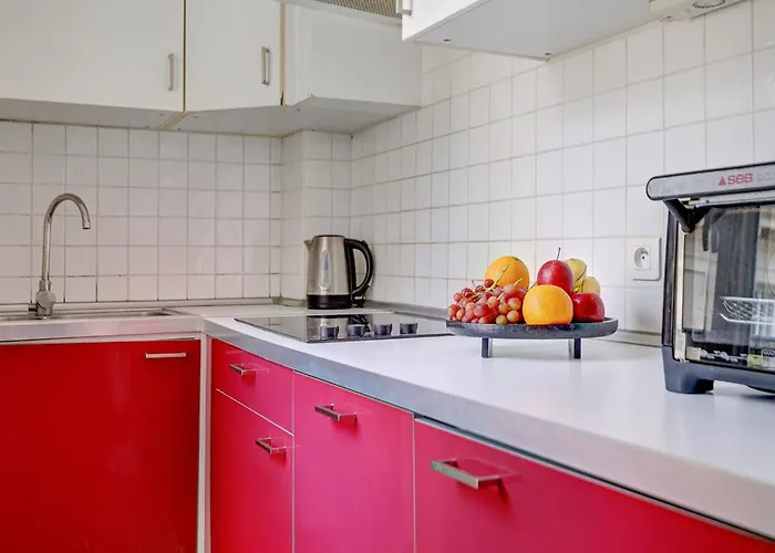 1Br Apartment By Pompidou Апартаменты